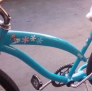 Paul Frank nirve Woman's beach cruiser